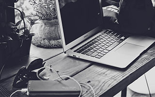 8700万锁死未来！25岁青训明珠遭弃，利物浦狠心清洗他真不后悔？